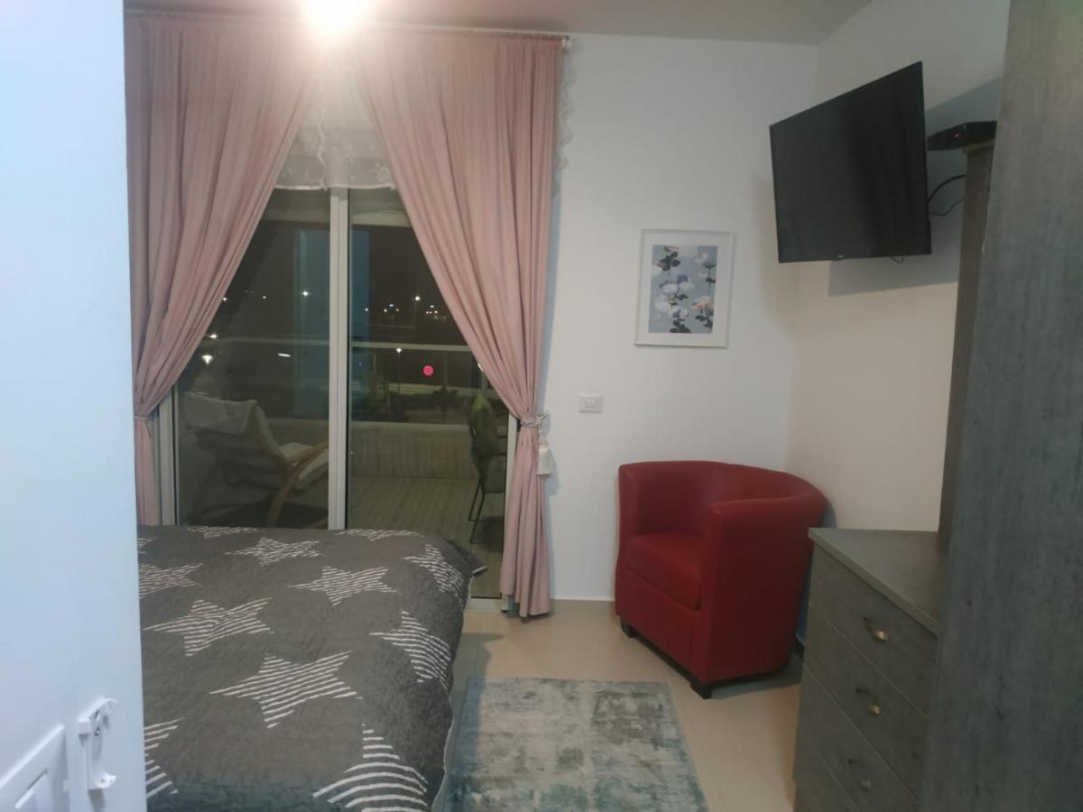 עכו דירה חדשה ליד הים- Akko-Brand New Apartment Exterior foto